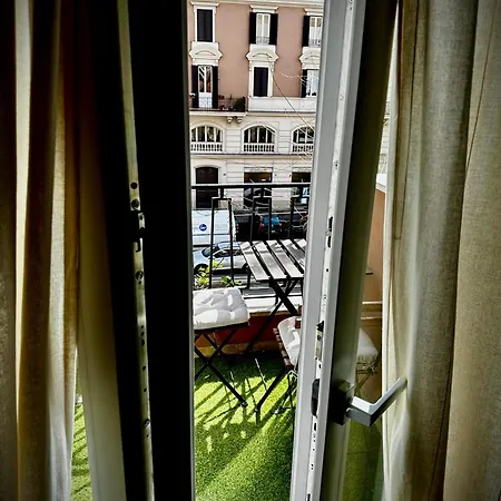 Trastevere House